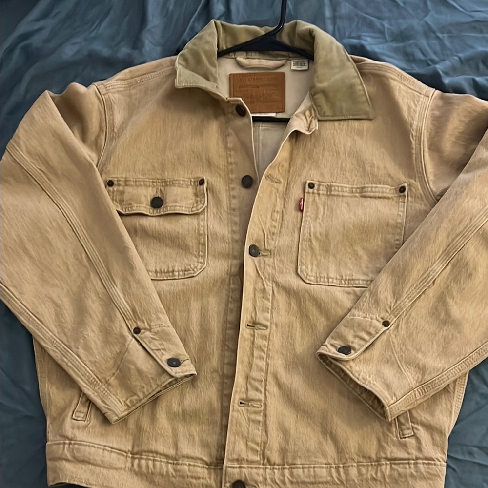Levi's Tan Lightweight Shirt Jacket Durable Classic Style